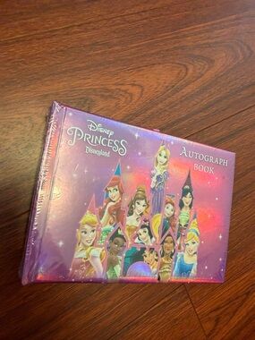 Disney Princess Autograph Book - Purple & Pink Cover